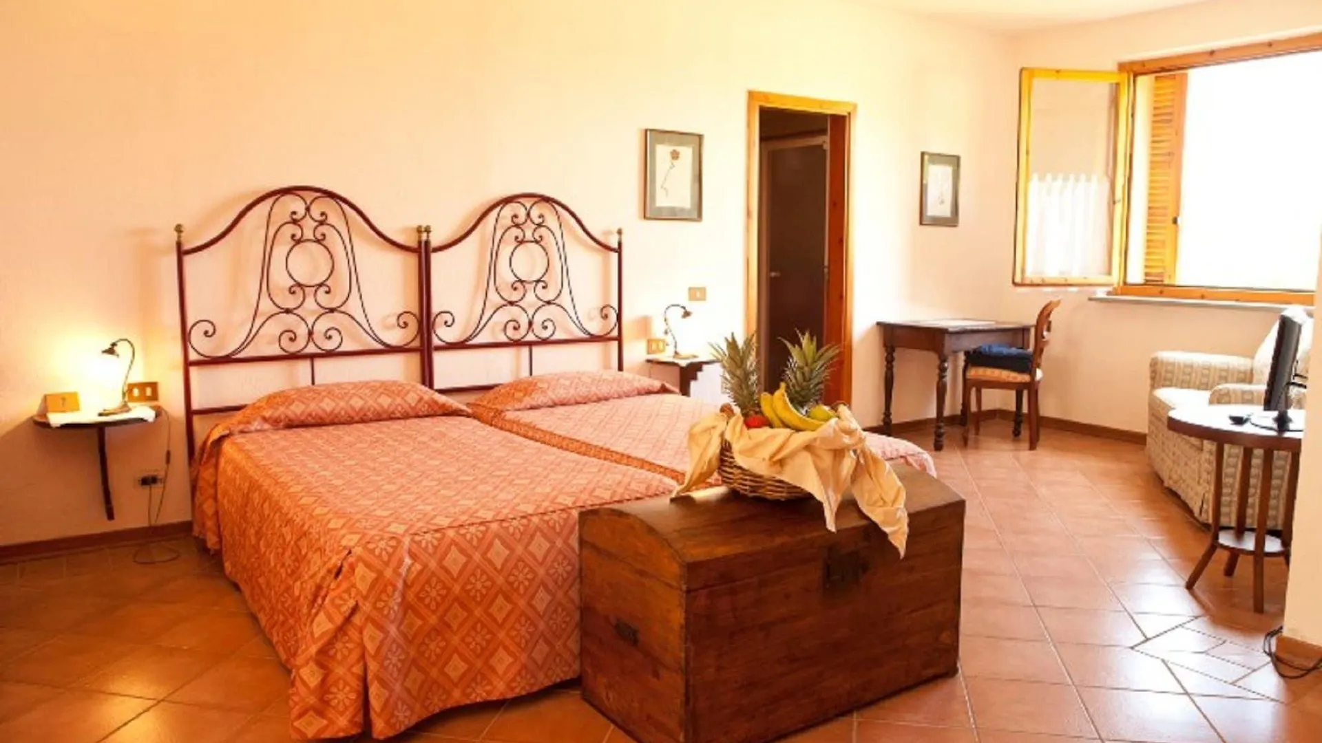 Montebelli Agriturismo & Country Hotel Caldana 4*,